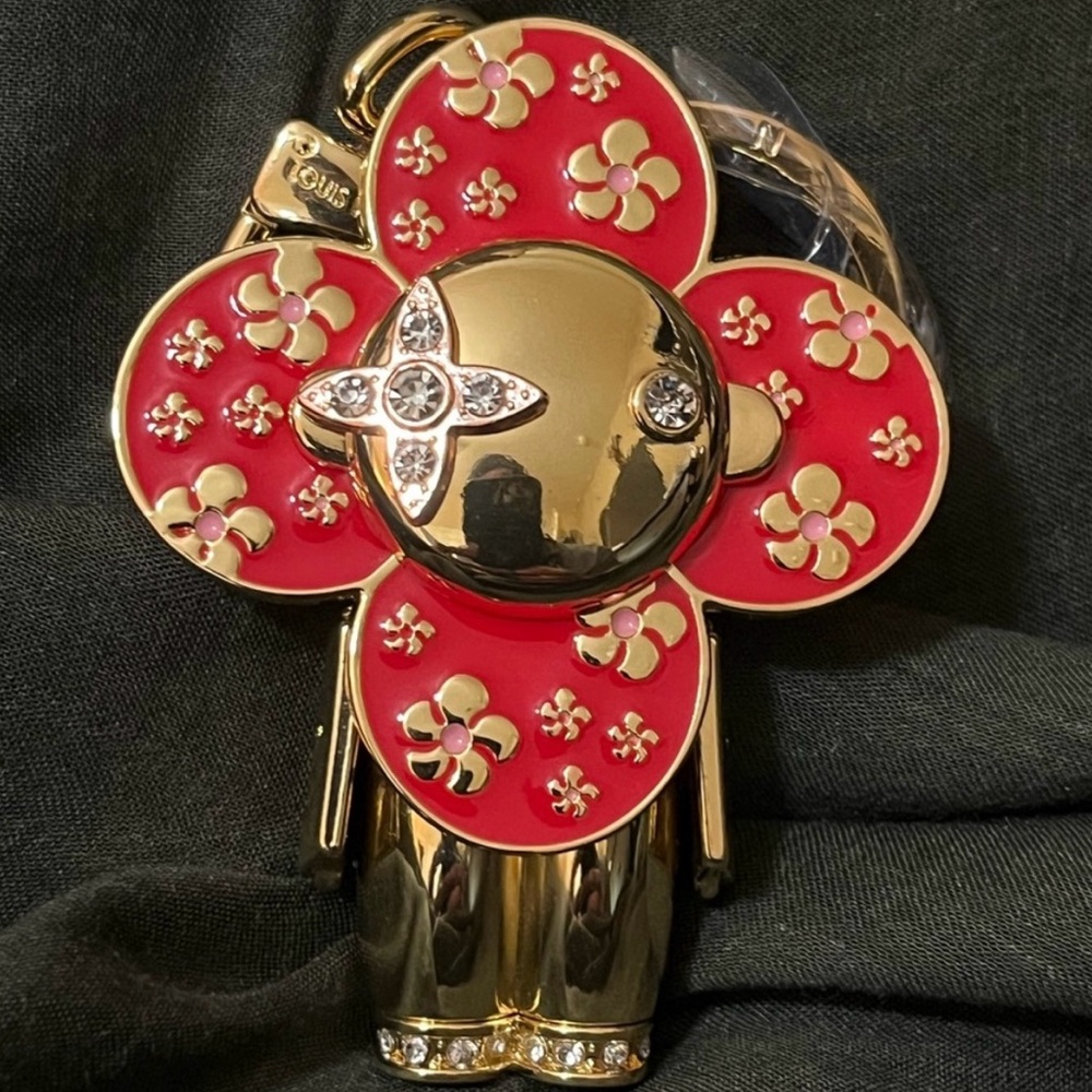 Vivienne Gold and Red Flower Keychain